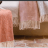 Plaids para sofás multiusos en algodon con dibujo en espiga modelo Marina de Pielsa