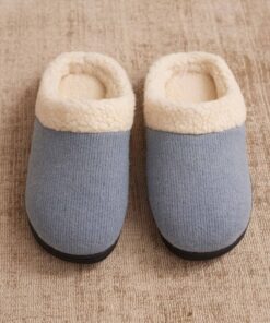 Zapatilla de estar por casa descalonada con interior forrado de borreguito suela de caucho antideslizantes muy cómodas y antiestrés. Avaladas por la marca Sermark modelo PC013.
