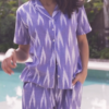 "Pijama de mujer en algodón de dos piezas estampado , camisa con botones y pantalón con elástico Comodidad y estilo para dormir."
