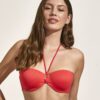 top bikini bandeau en color coral con detalle en centro de pecho en con aro en tejido con textura de fácil secado muy cómodo y elegate