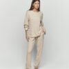 Pijama mujer Selmark P10673 de canalé, camiseta y pantalón largo en tejido suave y elástico.