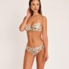 Conjunto bikini Selmark marfil con top moldeador de aro y foam BN717 y braga BN702 talla M 38-40 de diseño elegante y favorecedor para mujer.